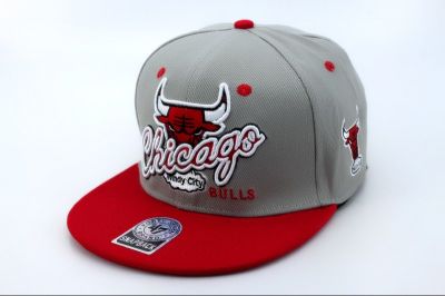 Muitas vendas! Fixe! Novo Vintage Chicago Bulls bon, Chapu 