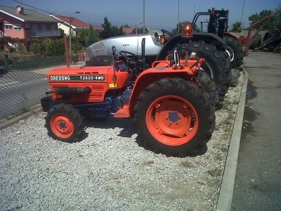 tractor agricola impecvel