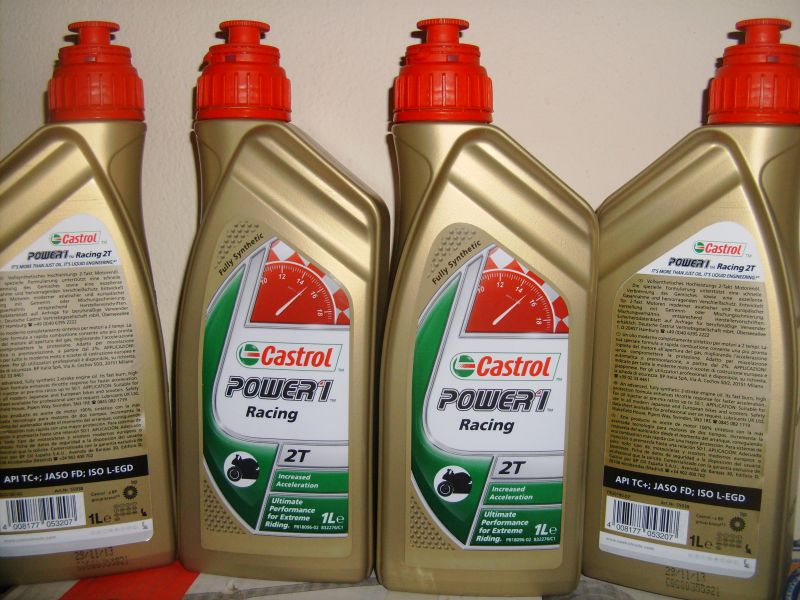 Castrol Power 1 Racing 2T ( 1Lt.) 