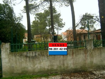 TERRENOS URBANOS  PARA MORADIAS