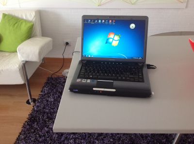 TOSHIBA A300  EM MUITO BOM ESTADO 15  - preo  300 euros