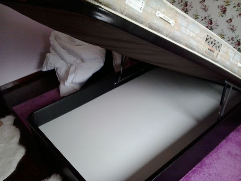Cama