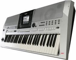 YAMAHA Psr S900