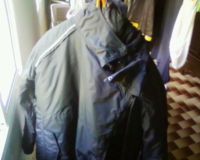 VENDE-SE ROUPA A BAIXO PREO!