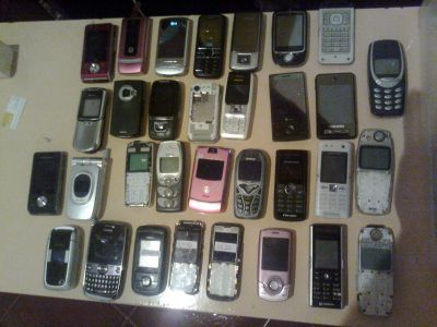 Varios telemoveis pra peas 