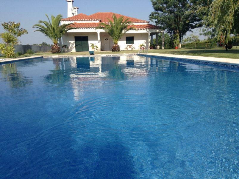 Casa de campo com piscina