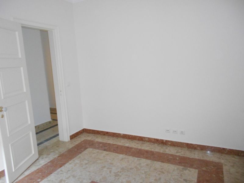 Apartamento T2 na Av. de Roma