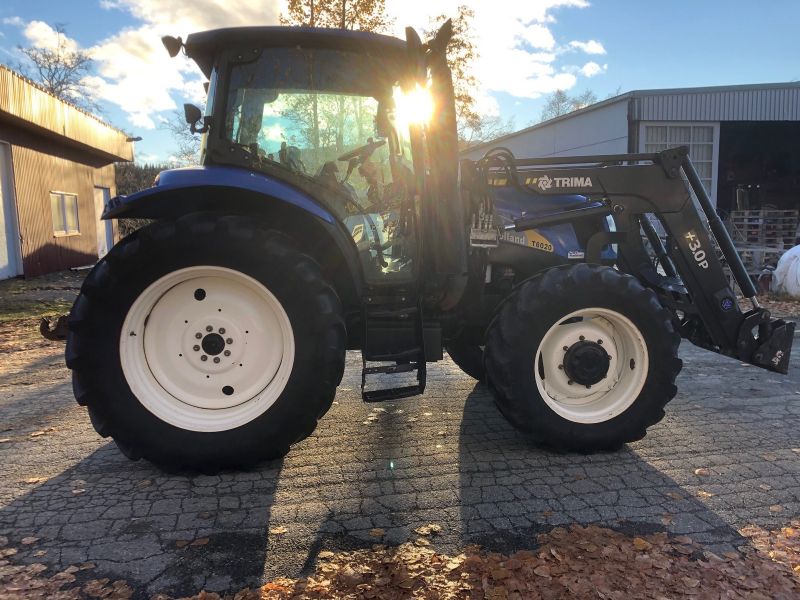 New holland t6020