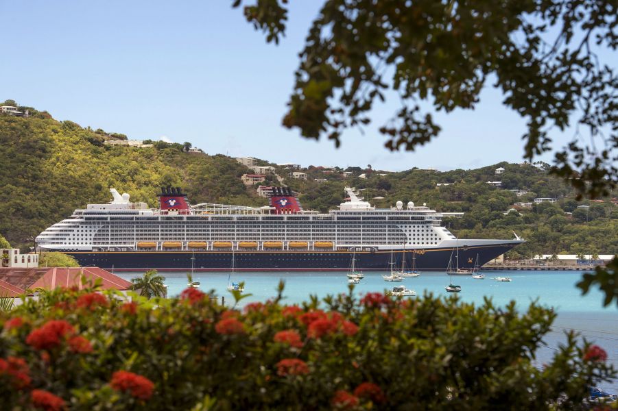 Empregado de Mesa (M/F) - Disney Cruise Line